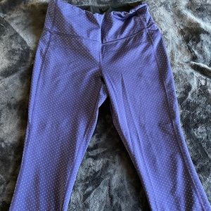 Lucy size M workout pants